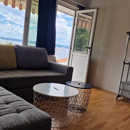 Apartment Toma Tucepi